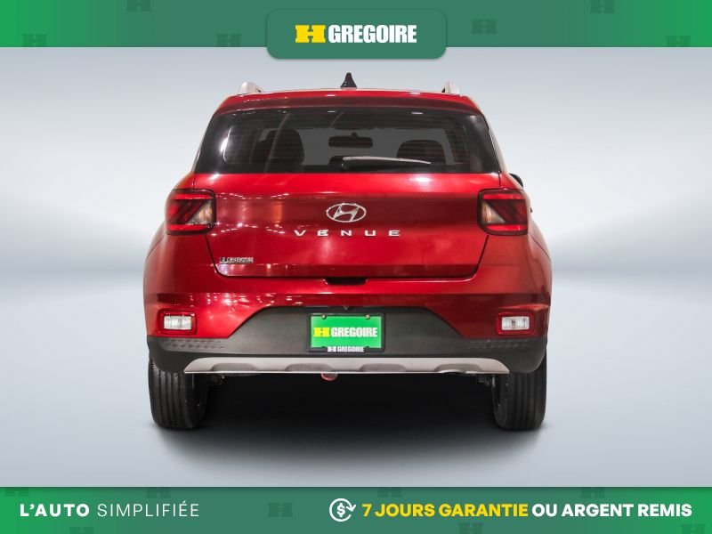 2021 Hyundai Venue Red Laval - photo #7