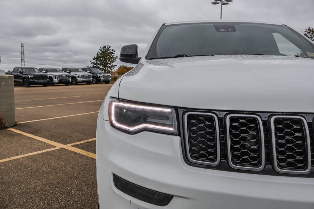 2021 Jeep Grand Cherokee Limited X 4x4 White Sherwood Park - photo #10