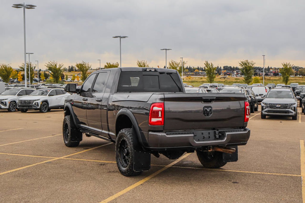 2022 Ram 3500 Limited 4x4 Mega Cab 6'4 Box Grey Sherwood Park - photo #5
