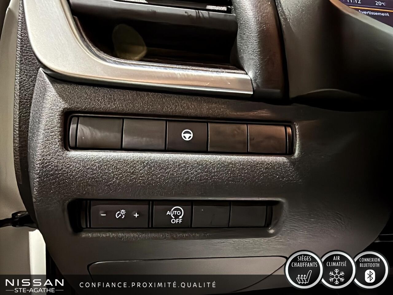 Nissan Rogue SV TI | SEULEMENT 27 125 KM | ENSEMBLE TOIT OUVRANT | SIÈGES CHAUFFANTS 2023 Blanc Saint-Jérôme - photo #15