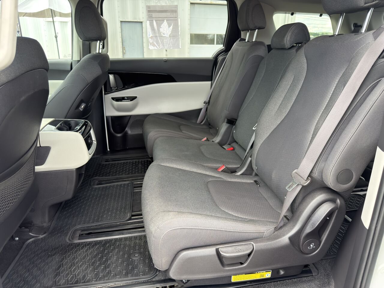 Kia Carnival 2024 Blanc Thetford Mines - photo #12