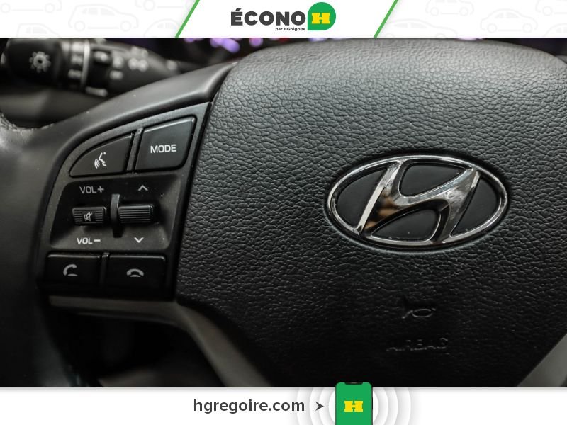 2020 Hyundai Tucson White Laval - photo #14