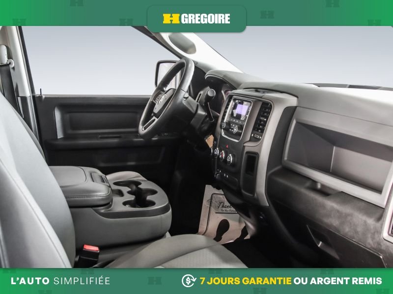 Ram 1500 820432 | ST 4WD AUTO A/C MAGS CAM RECUL BLUETOOTH 2019 Noir Laval - photo #26