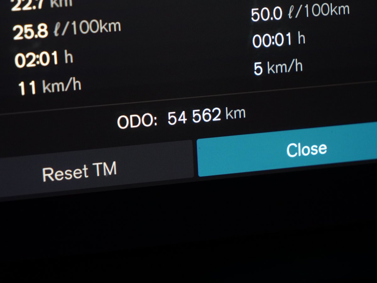2023 Volvo XC60 B6 PLUS BRIGHT CLIMAT HARMAN KARDON Grey Montreal - photo #10