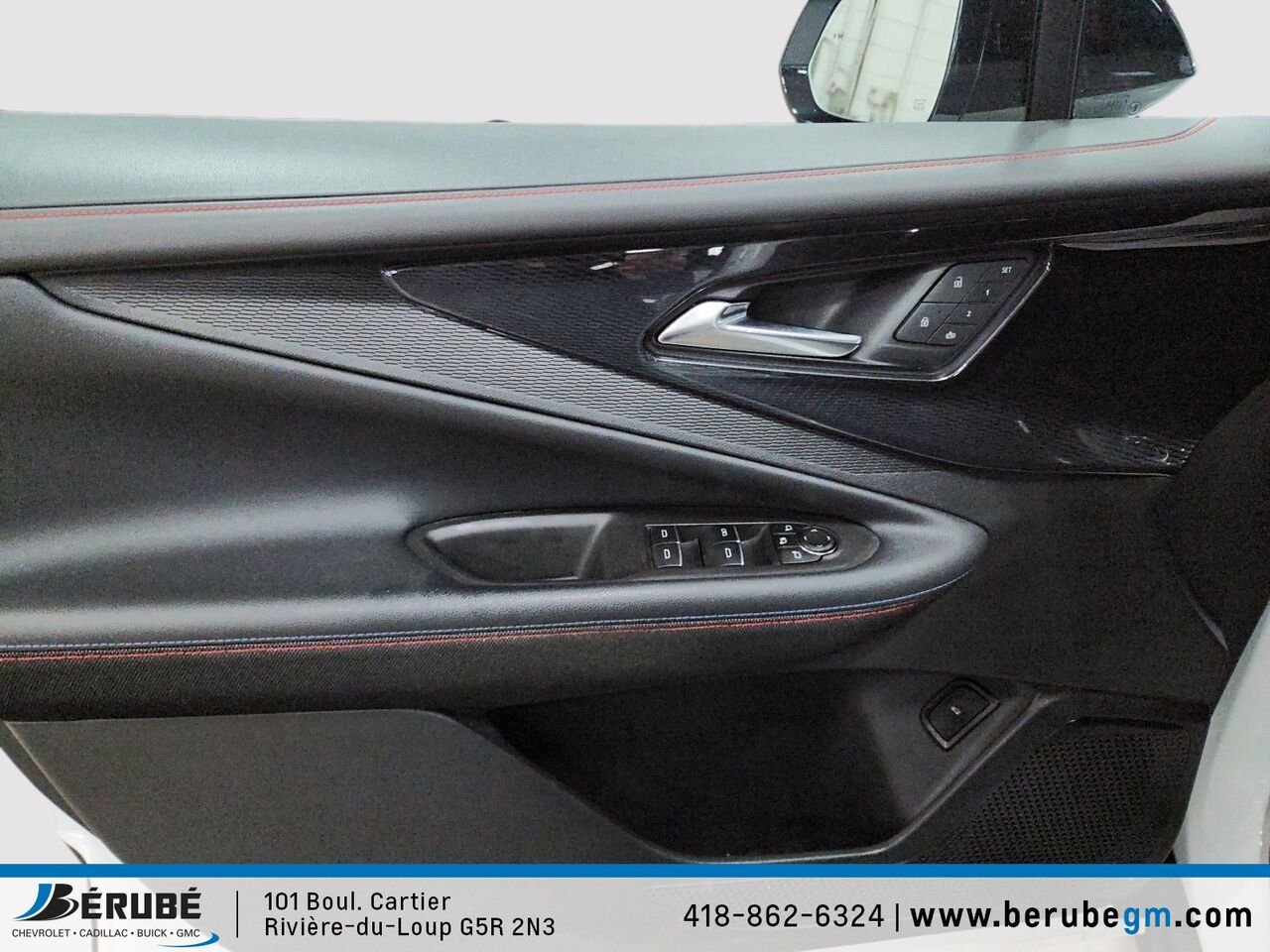 CHEVROLET BLAZER EV eAWD 2024 Blanc Rivière-du-Loup - photo #9