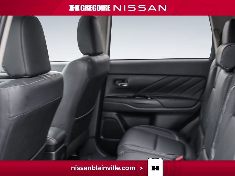 Mitsubishi Outlander PHEV 2018 Argent Laval - photo #23