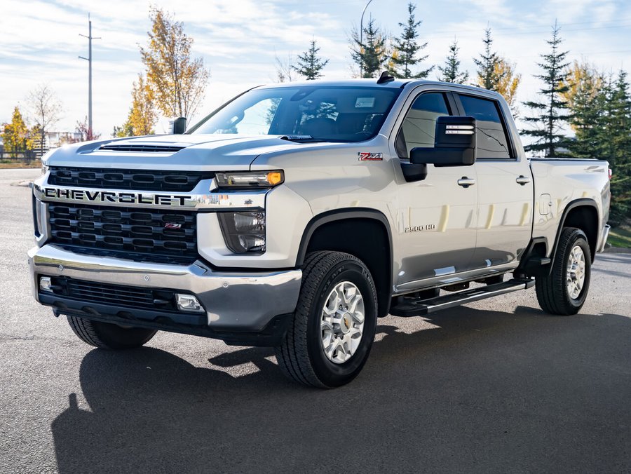 2022 Chevrolet Silverado 2500HD LT | Fifth Wheel Prep | Tonneau Cover | Multi-flex Tailgate Grey