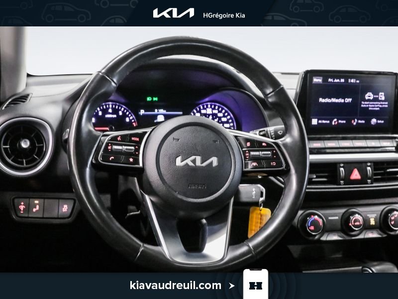 2023 Kia Forte Grey Laval - photo #12