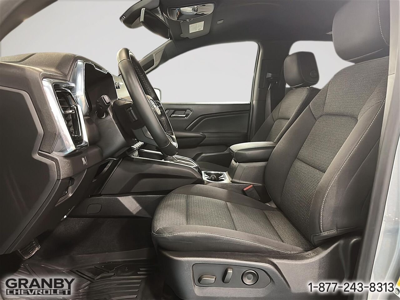 GMC Canyon Elevation | 26-0815A 2025 Beige Granby - photo #10