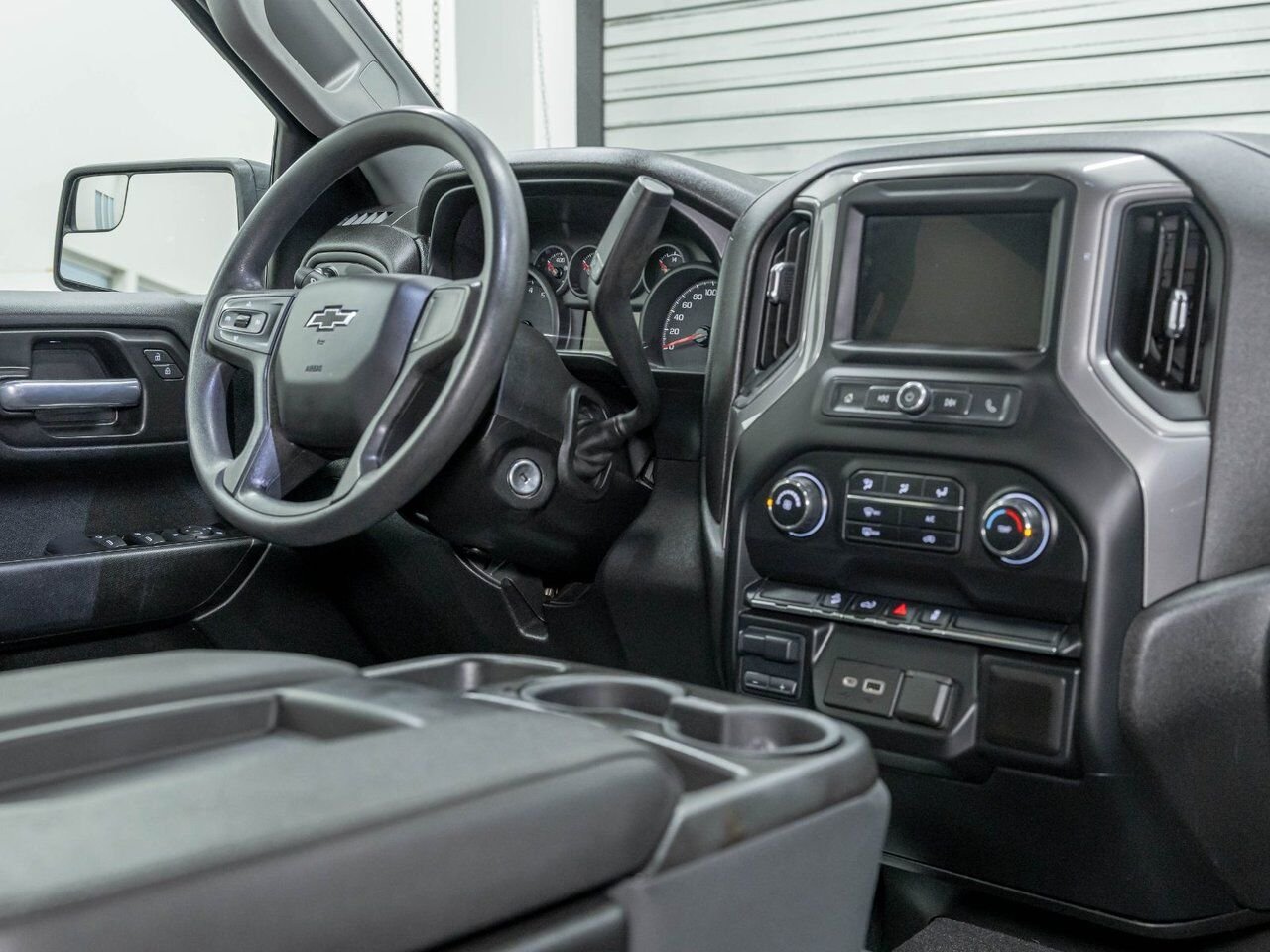 Chevrolet Silverado 1500 CUSTOM TRAIL BOSS CREW 4X4 V8 *CARPLAY* WIFI USB 2021 Noir Saint-Jérôme - photo #25