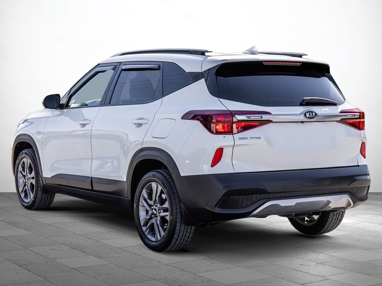 Kia Seltos 2021 Blanc Sainte-Julienne - photo #7