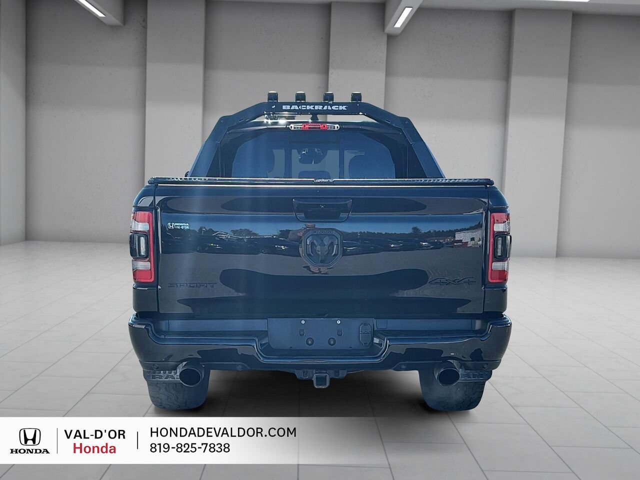 2024 Ram 1500 Sport cabine d'équipe 4x4 caisse de 6 pi 4 po Black Val-d'Or - photo #2
