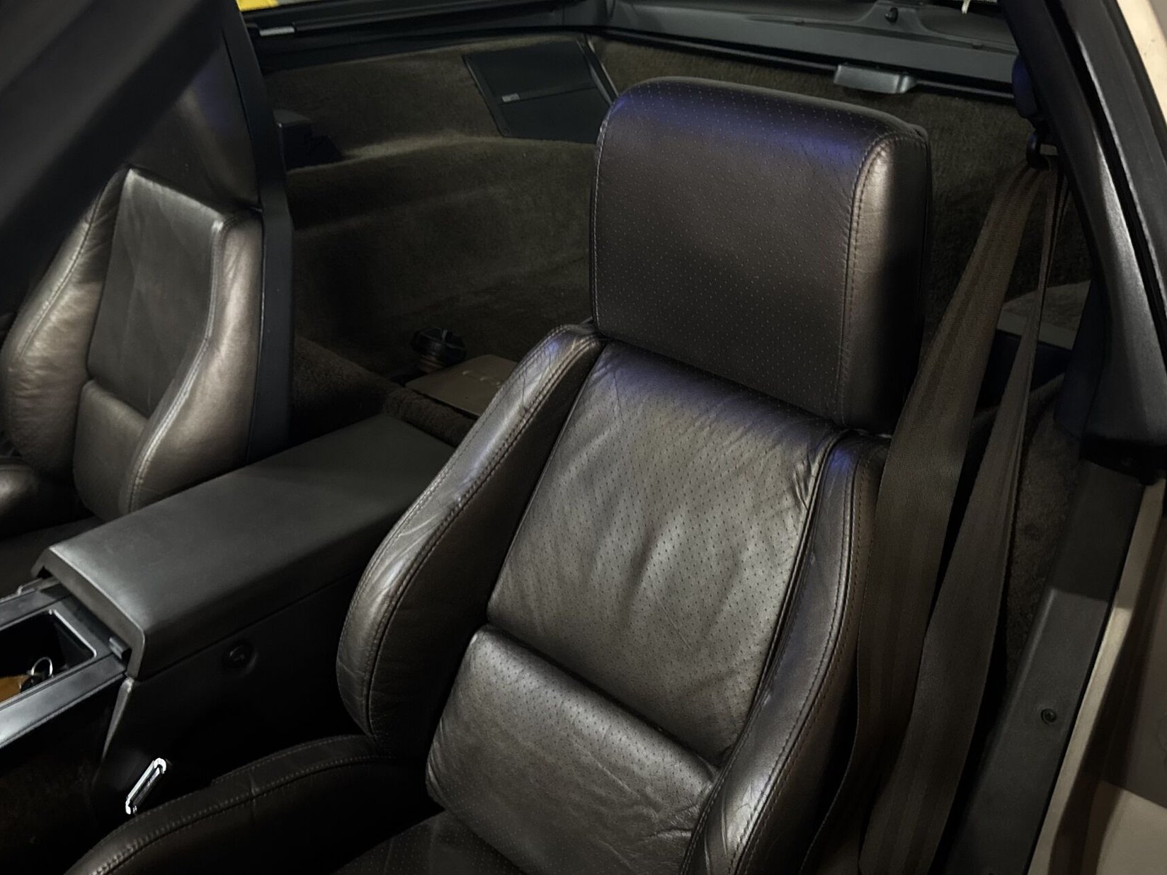 1984 Chevrolet Corvette Bronze Montreal - photo #7