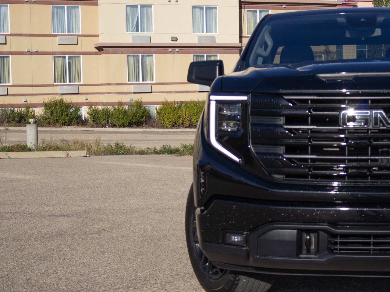 2024 GMC Sierra 1500 4WD Crew Cab 147 Elevation Black Sherwood Park - photo #5