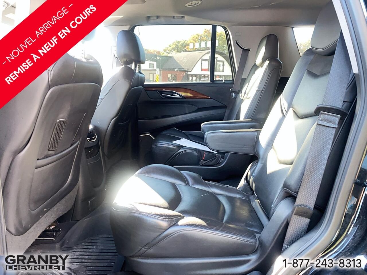 2019 Cadillac Escalade Luxe Haut de gamme 4 portes 4RM | G3887A Black Granby - photo #8