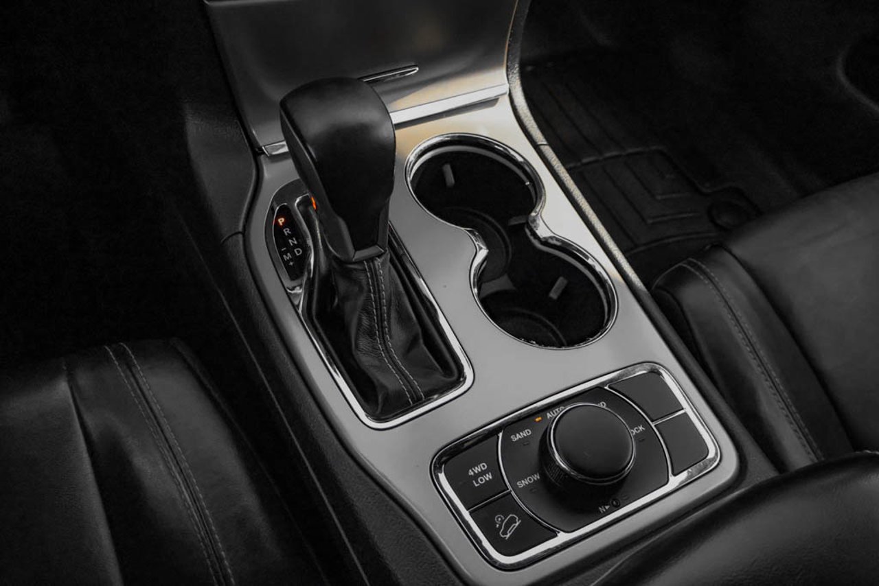 2016 Jeep Grand Cherokee 4WD 4dr Limited Black Sherwood Park - photo #26