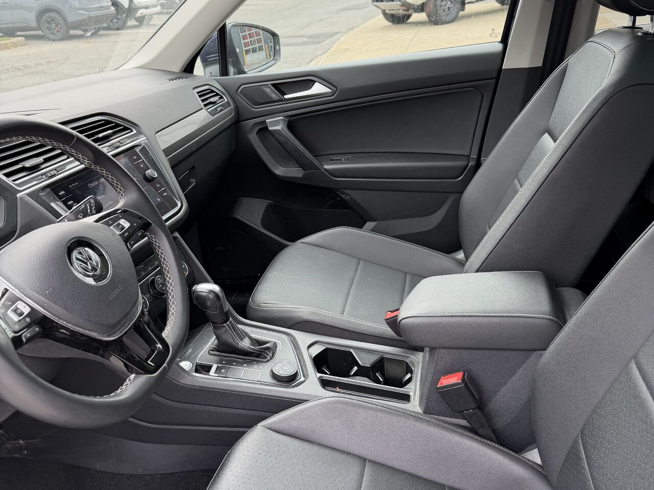 Volkswagen Tiguan jamais accidenté toit ouvrant panoramique un seul propriétaire 2021 Bleu Châteauguay - photo #12