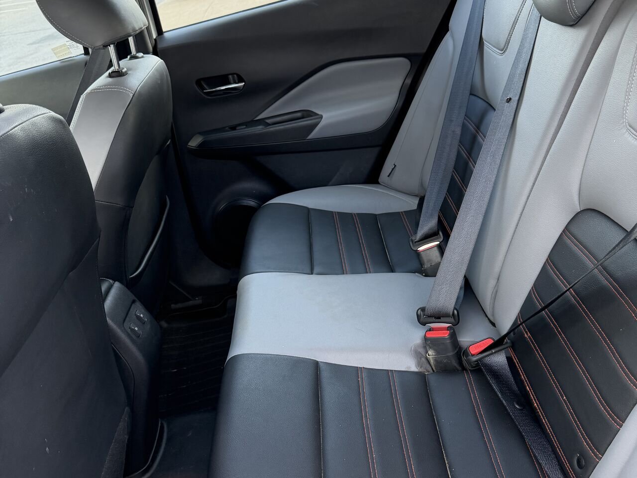 2023 Nissan Kicks SR PRIVILÈGE White Châteauguay - photo #9