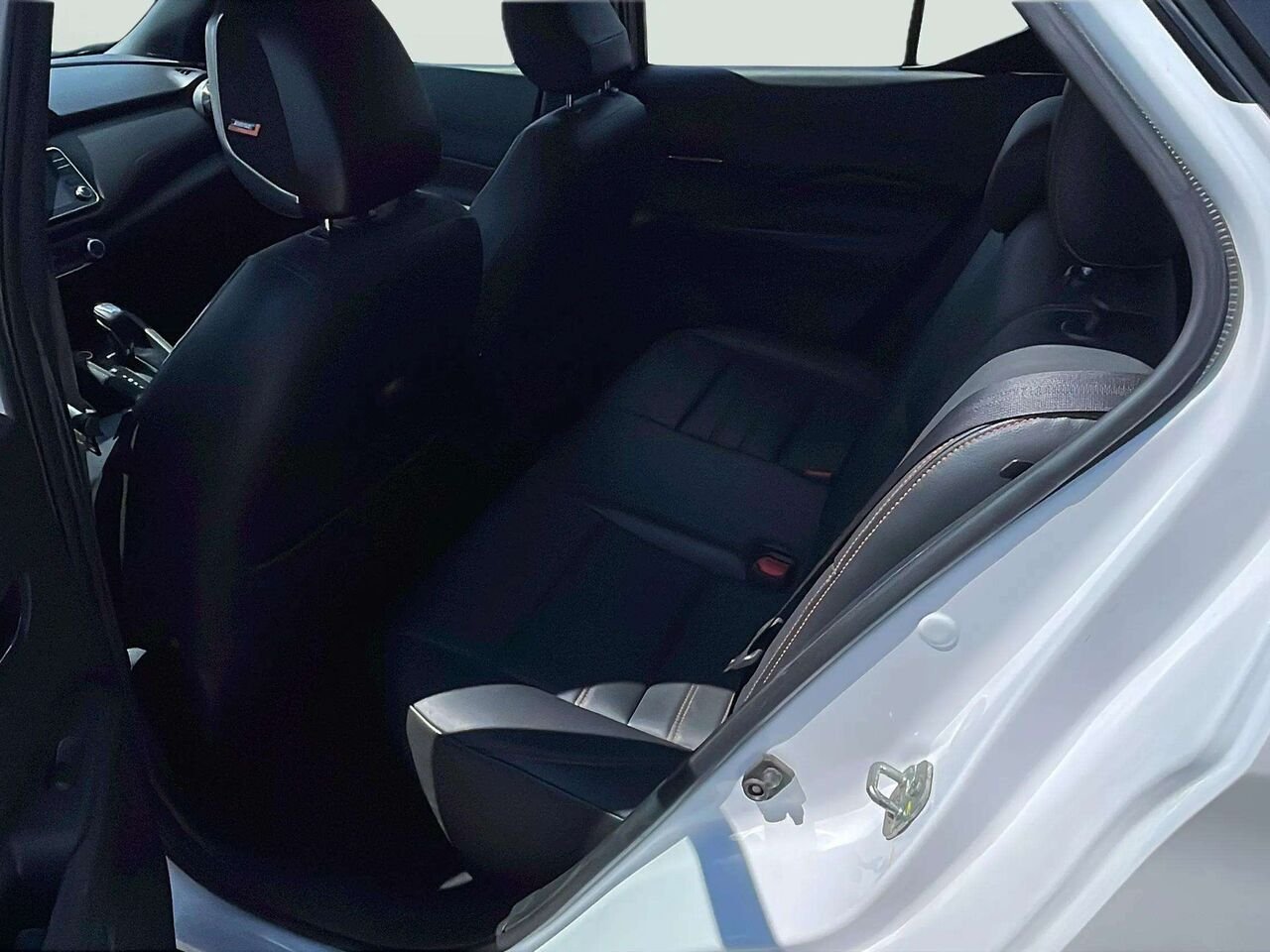 Nissan Kicks 2019 Blanc Gatineau - photo #18