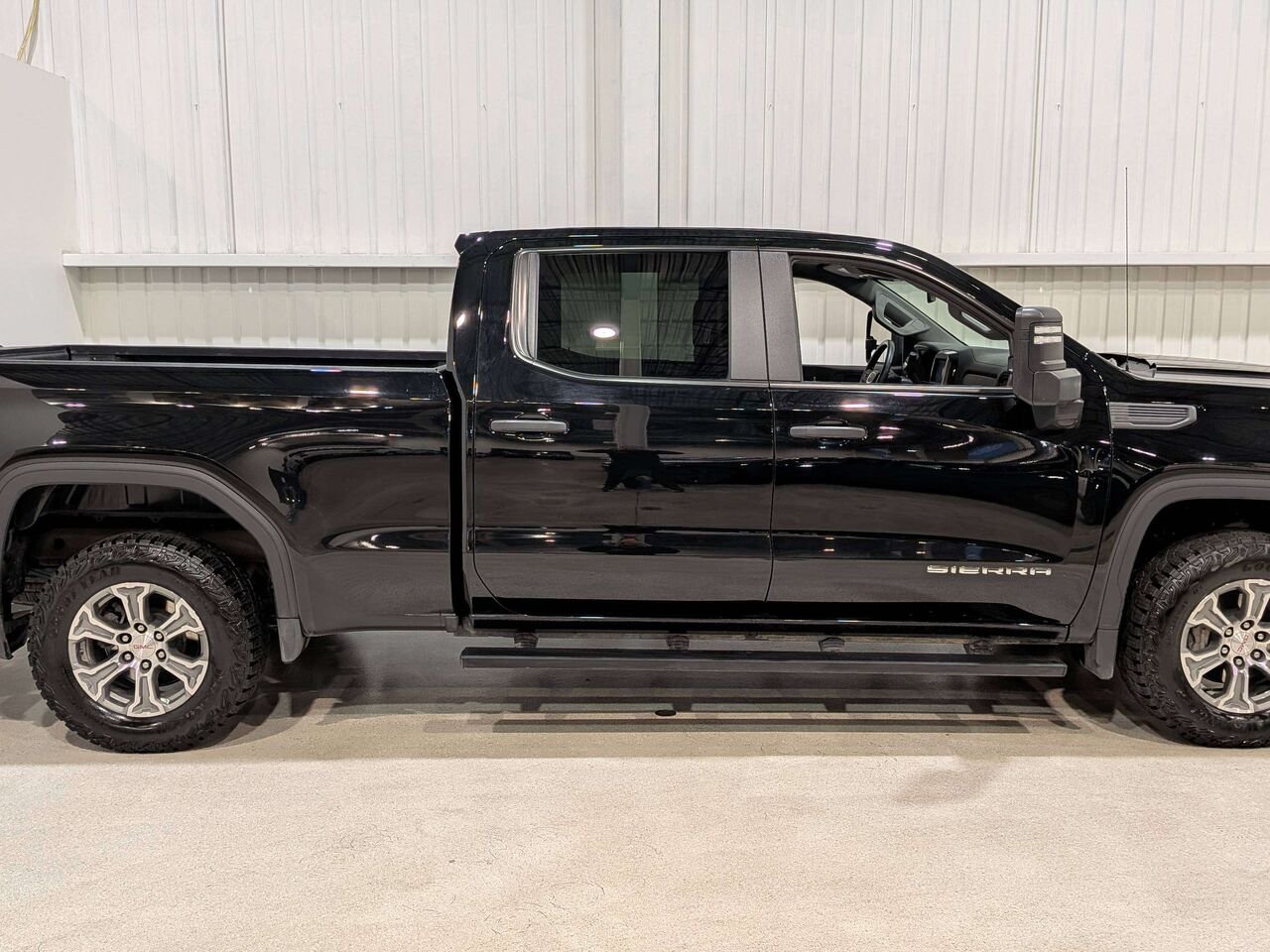 2024 GMC Sierra 1500 4WD Crew Cab 157" Pro Black Val-David - photo #7