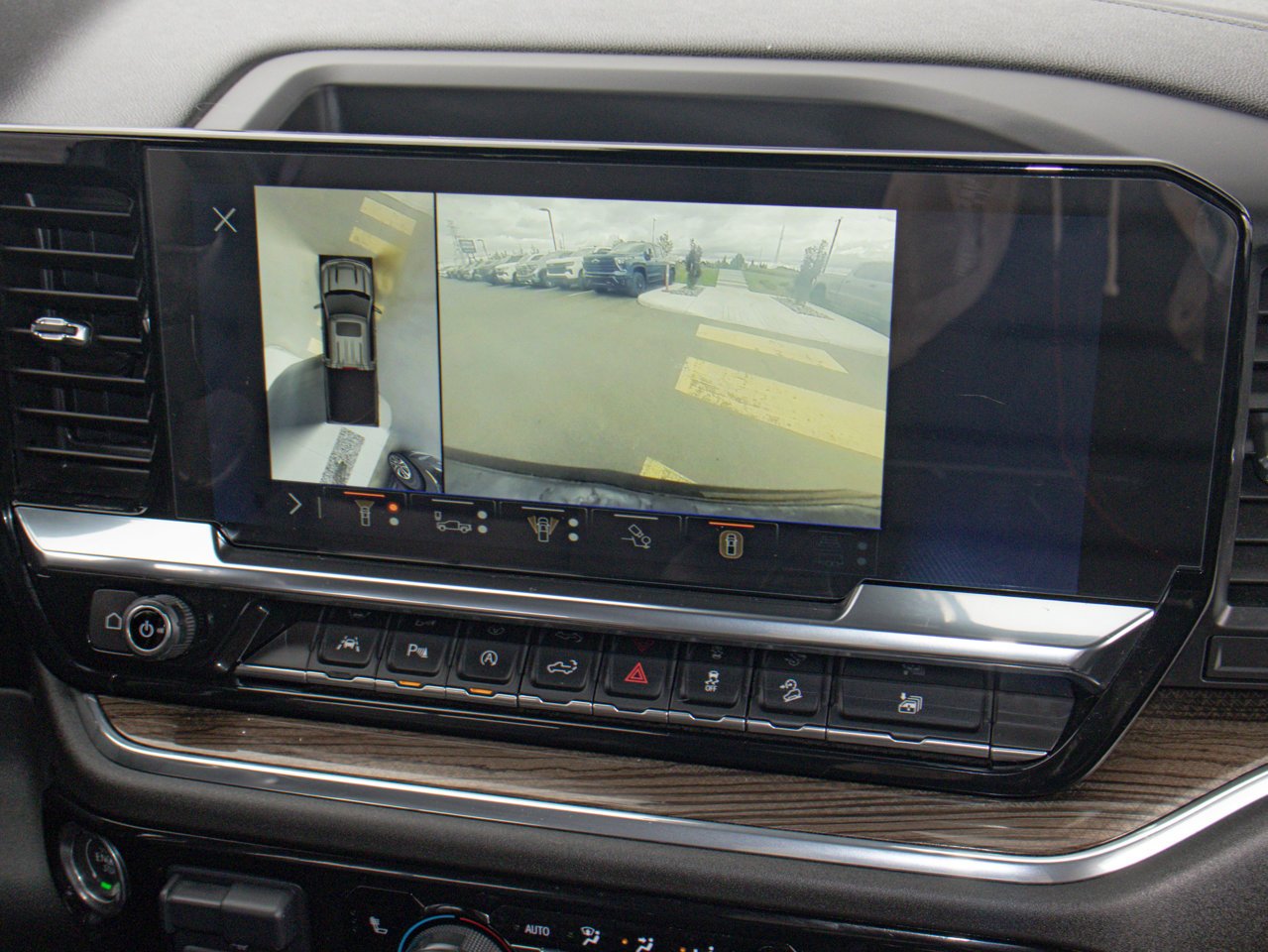 2024 Chevrolet Silverado 1500 4WD Crew Cab 147 RST Black Sherwood Park - photo #28