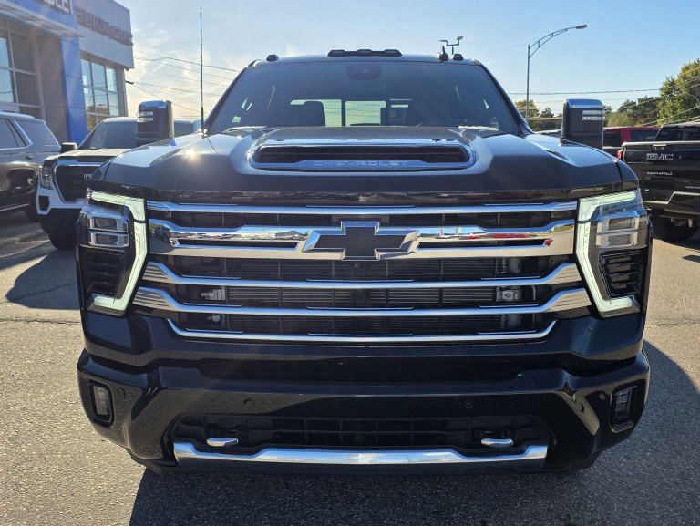 CHEVROLET Silverado 3500HD K3500 SILVERADO CREW CAB HIGH COUNTRY L/BOX DURAMAX DRW (3LZ) 2026 Noir