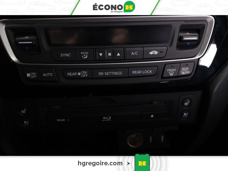 2018 Honda Pilot White Vaudreuil-Dorion - photo #17