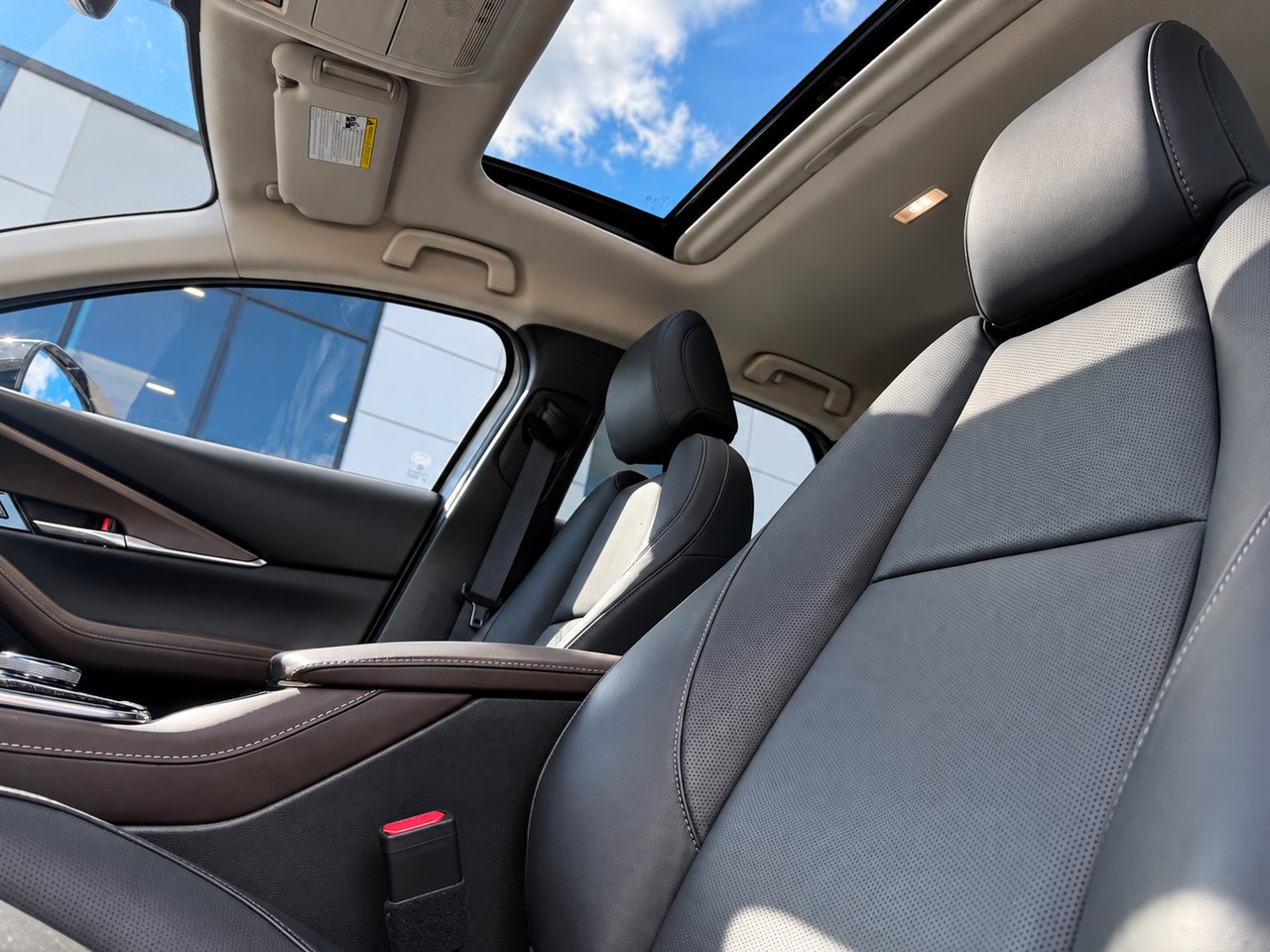 Mazda CX-30 GT 2025 Gris Châteauguay - photo #6