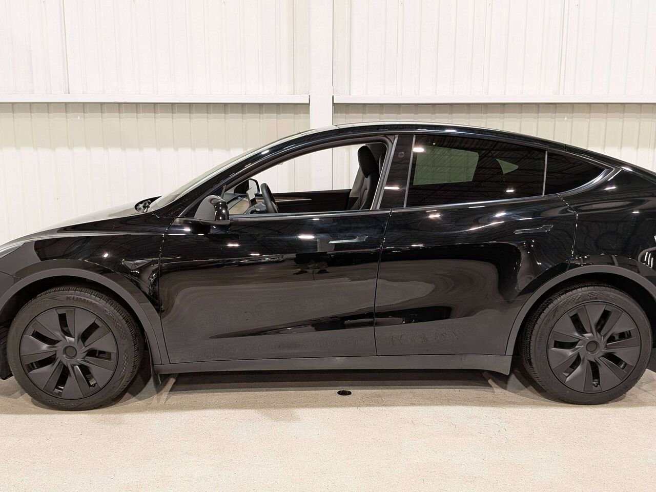 Tesla Model Y 2024 Noir Val-David - photo #4