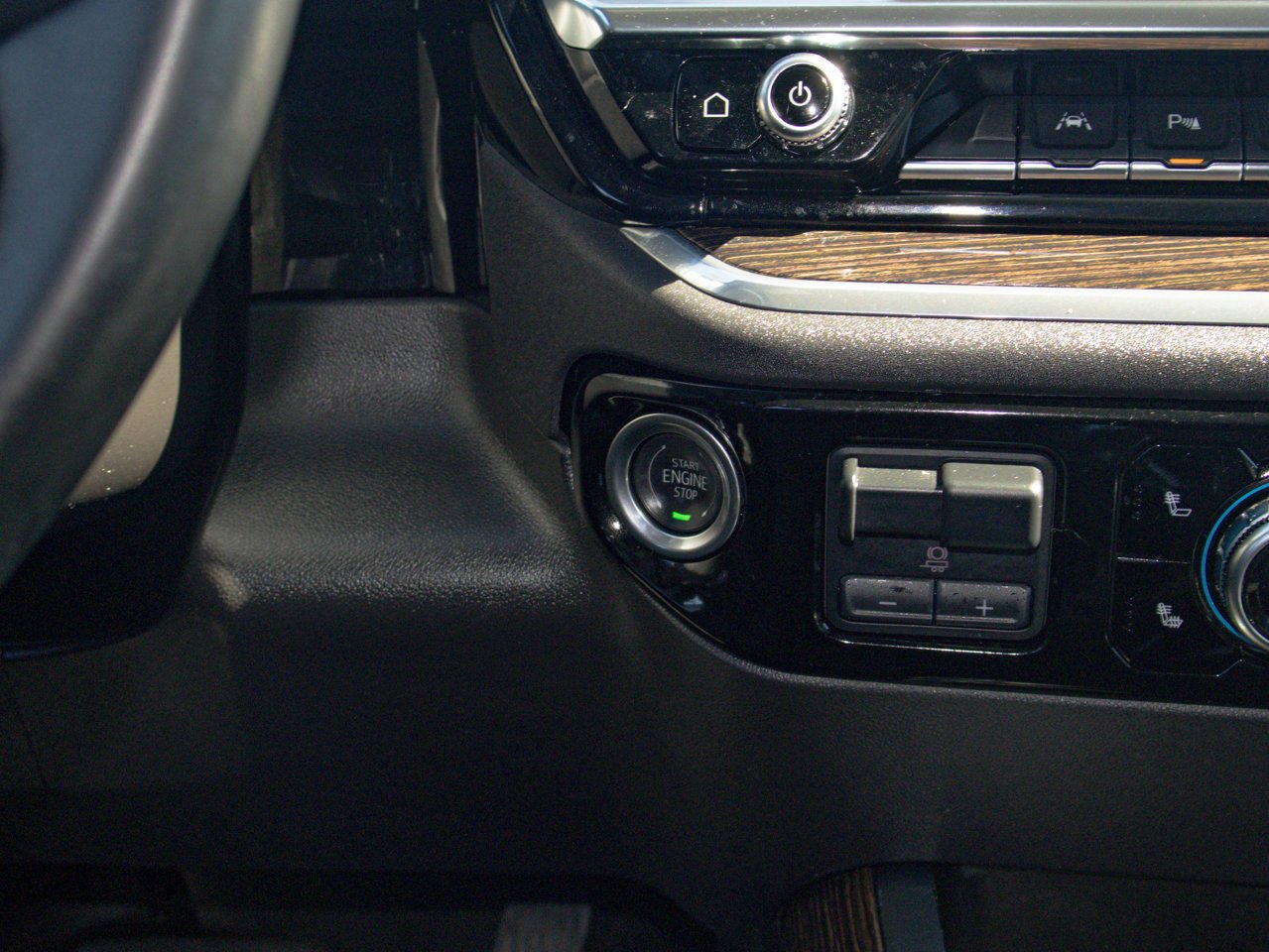 2024 GMC Sierra 1500 4WD Crew Cab 147 Elevation Grey Sherwood Park - photo #27