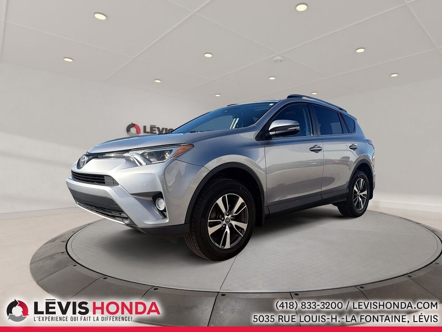 2017 TOYOTA RAV4 Traction intégrale 4 portes XLE White