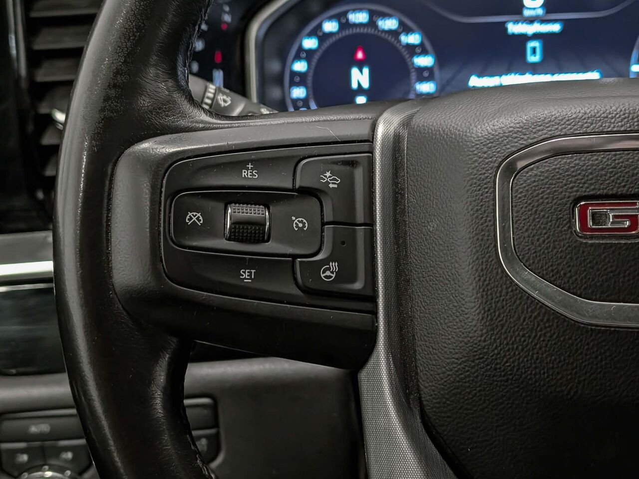 2022 GMC SIERRA 1500 4WD CREW CAB PICKUP Elevation Moteur 2.7L White Sherbrooke - photo #14