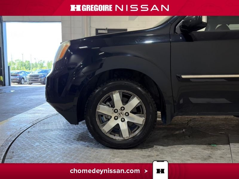 Honda Pilot CA7321 | Touring * AWD * Cuir * Toit * Caméra * 2015 Noir Laval - photo #11
