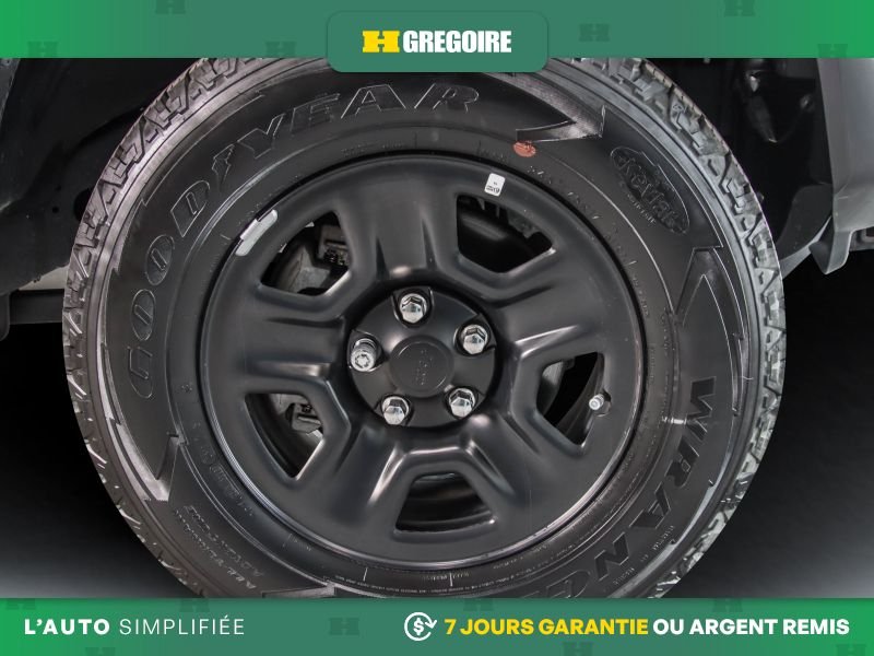 Jeep Wrangler 821782 | Sport 4WD AUTO A/C MAGS CAM RECUL BLUETOOTH 2019 Noir Laval - photo #8