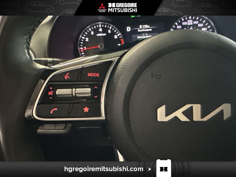 2024 Kia Forte Grey Blainville - photo #12
