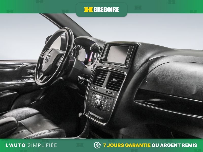 2020 Dodge GR Caravan Blue Laval - photo #31