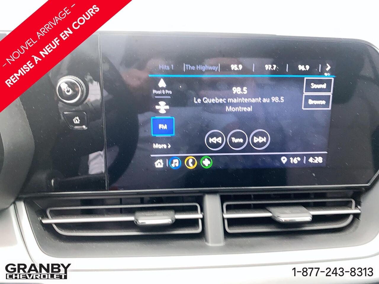 2025 Chevrolet Trax 1RS 4 portes TA | G3886 Black Granby - photo #13