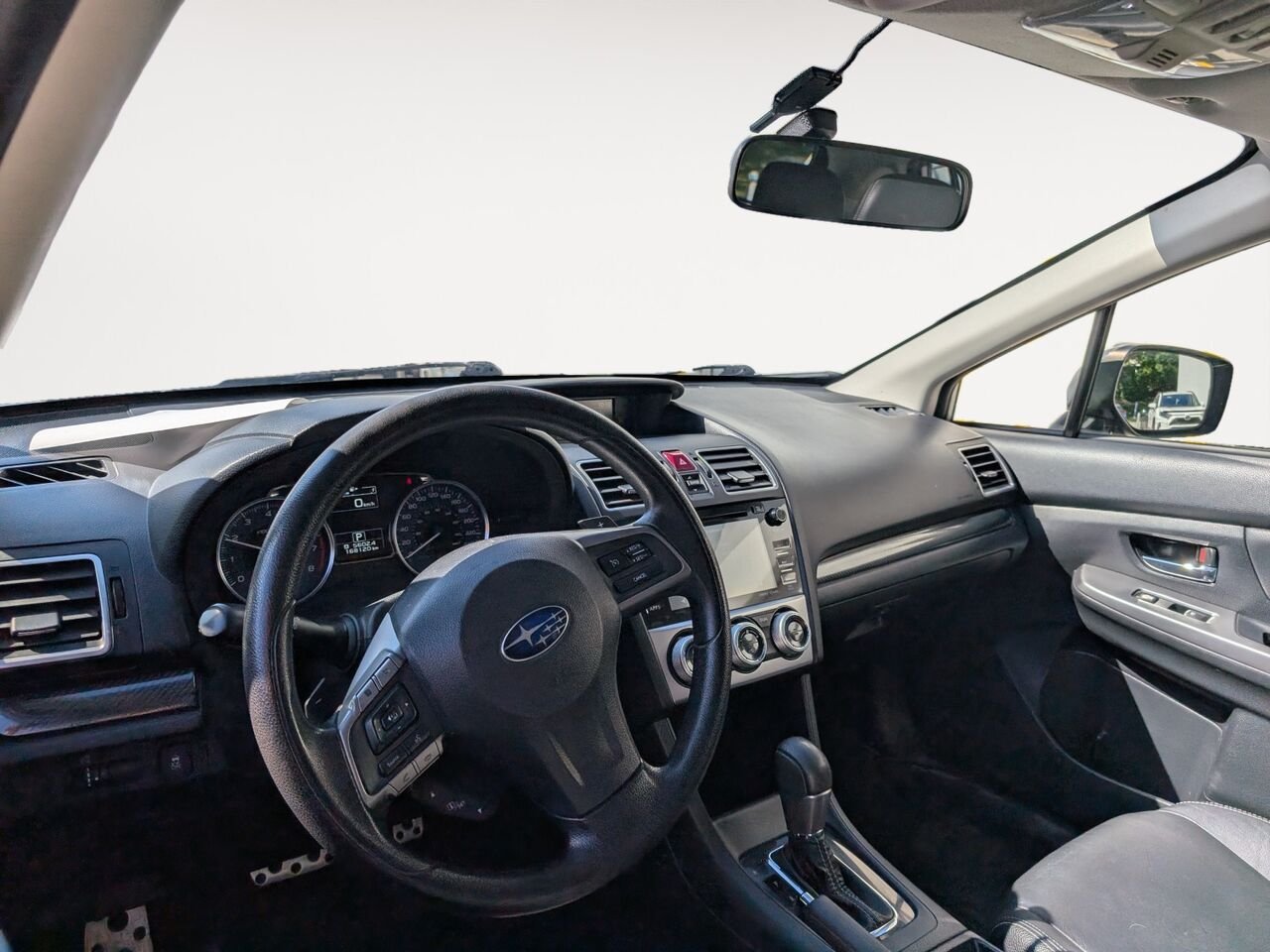 Subaru XV Crosstrek LIMITED/AWD/TOIT OUVRANT/SIÈGES CHAUFFANTS/AC/CAMÉRA DE RECUL 2015 Argent Sherbrooke - photo #8
