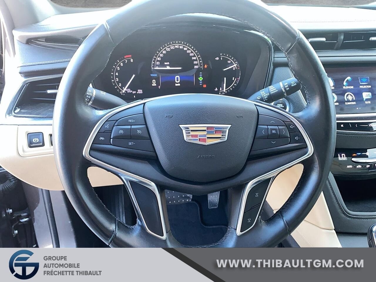 2018 CADILLAC XT5 Traction avant, 4 portes Grey Montmagny - photo #9