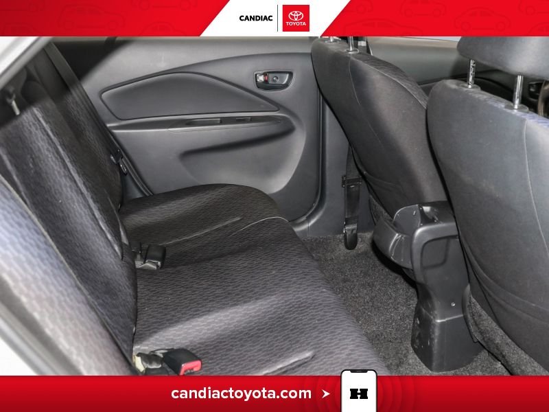 2012 Toyota Yaris Silver Saint-Eustache - photo #28