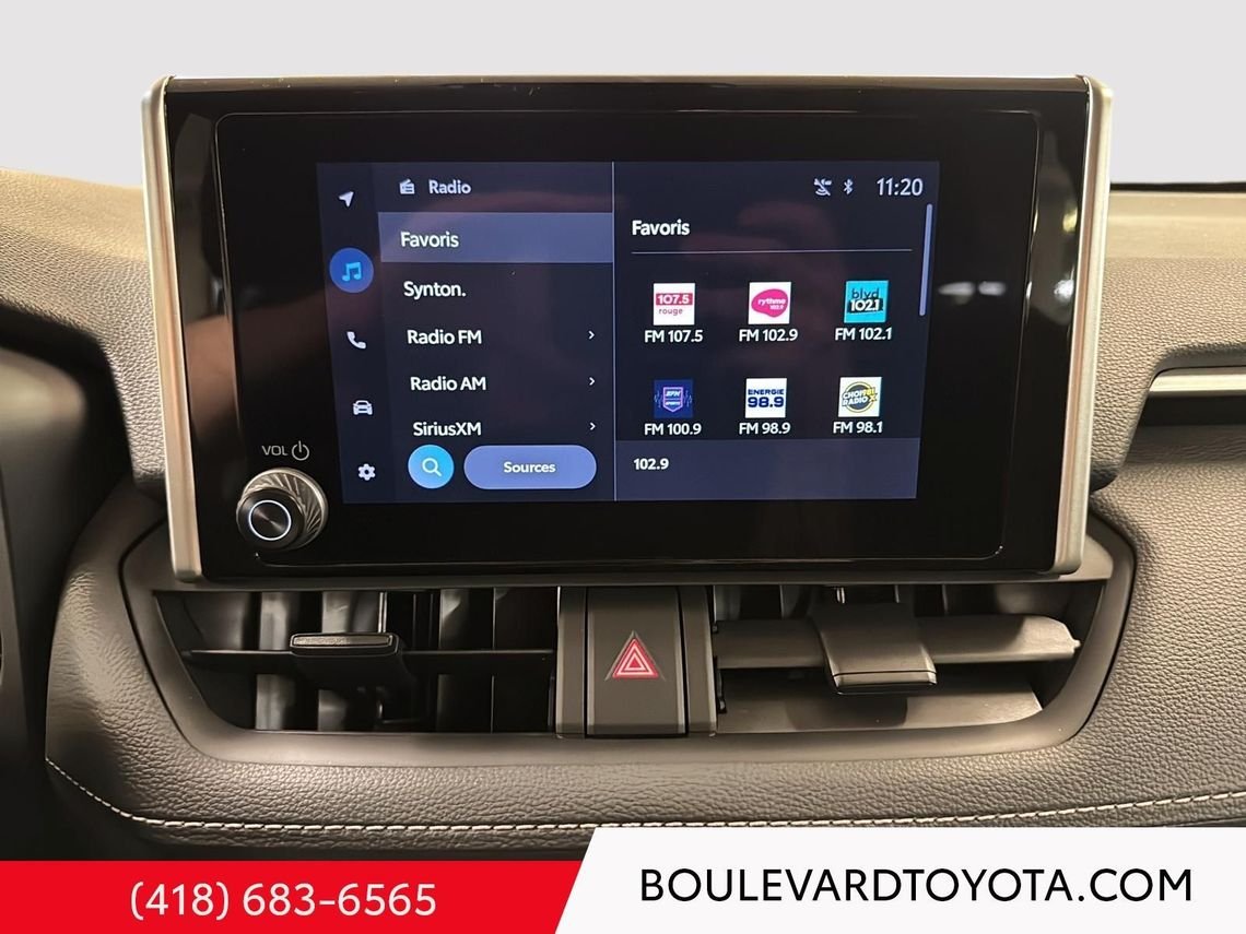 2024 Toyota RAV4 99357B-118 | LE, AWD Midnight Black Metallic Québec - photo #18