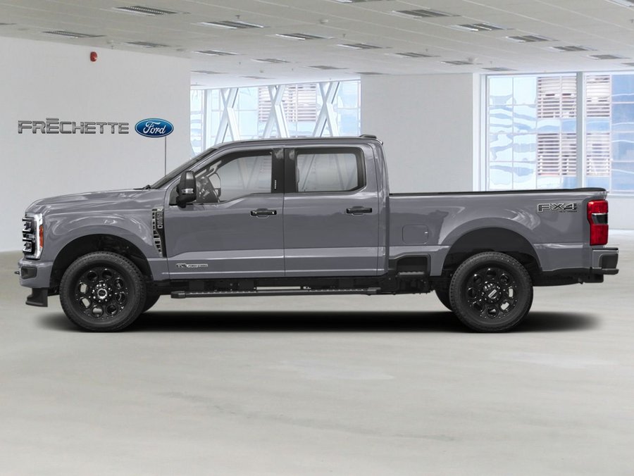 Ford Super Duty F-250 SRW XLT cabine 6 places 4RM caisse de 8 pi 2027 Gris marais