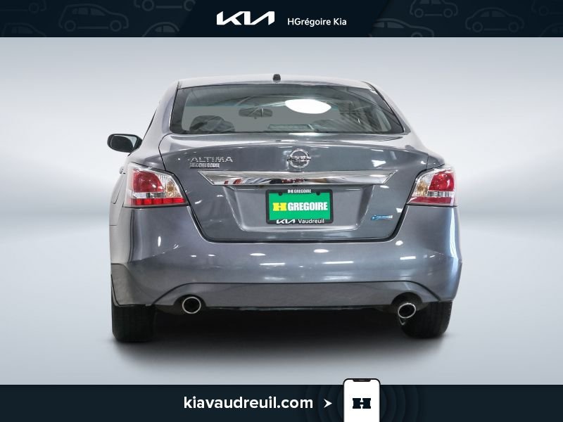 2015 Nissan Altima Grey Laval - photo #5