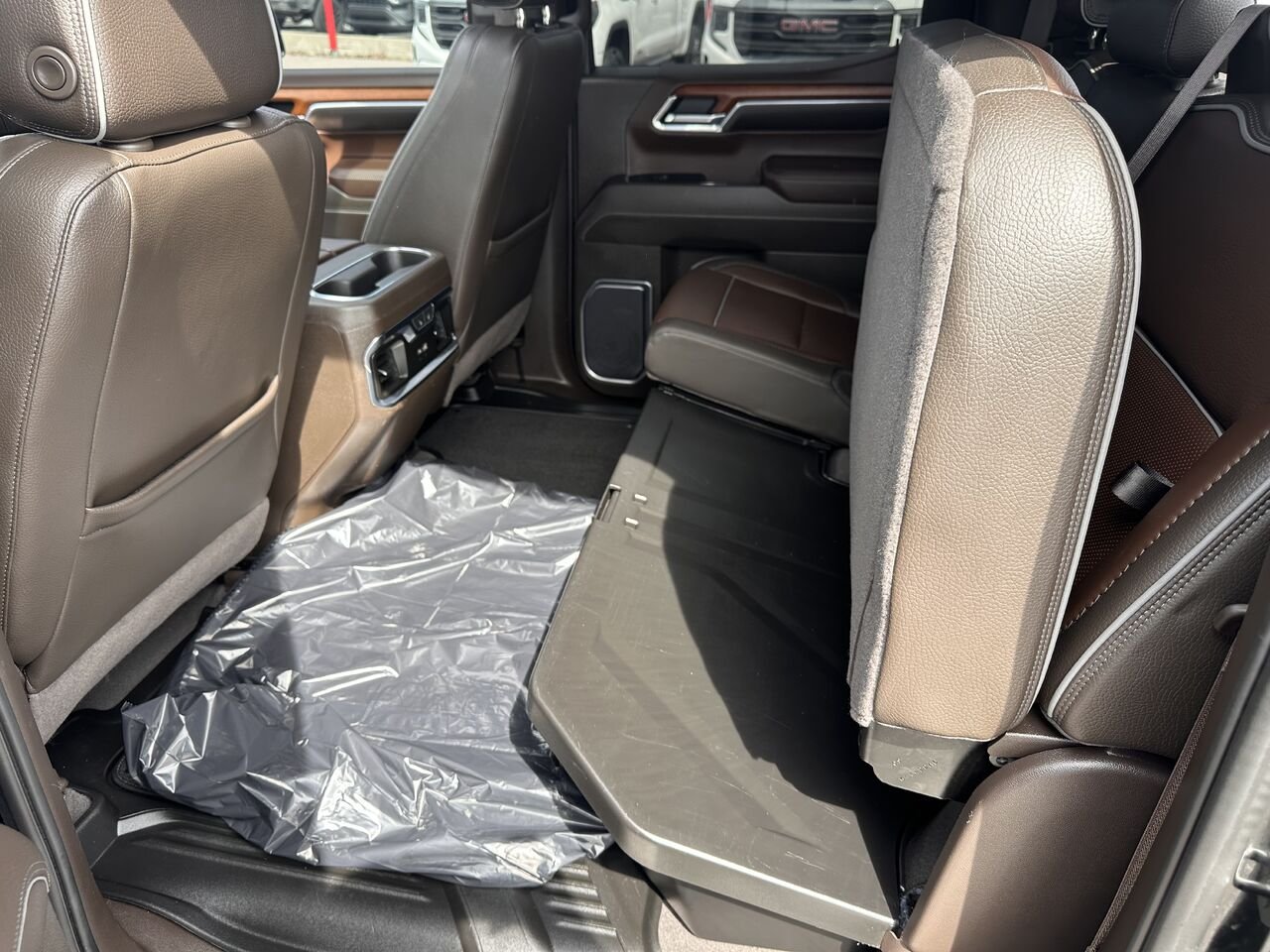 GMC SIERRA K1500 DENALI Denali cabine multiplace 4RM 147 po 2023 Noir Gatineau - photo #14