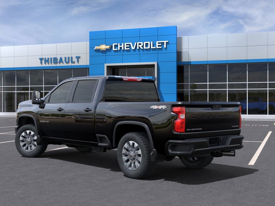 Chevrolet Silverado 2500HD Personnalisée 2025 Noir