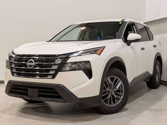 2024 Nissan Rogue White