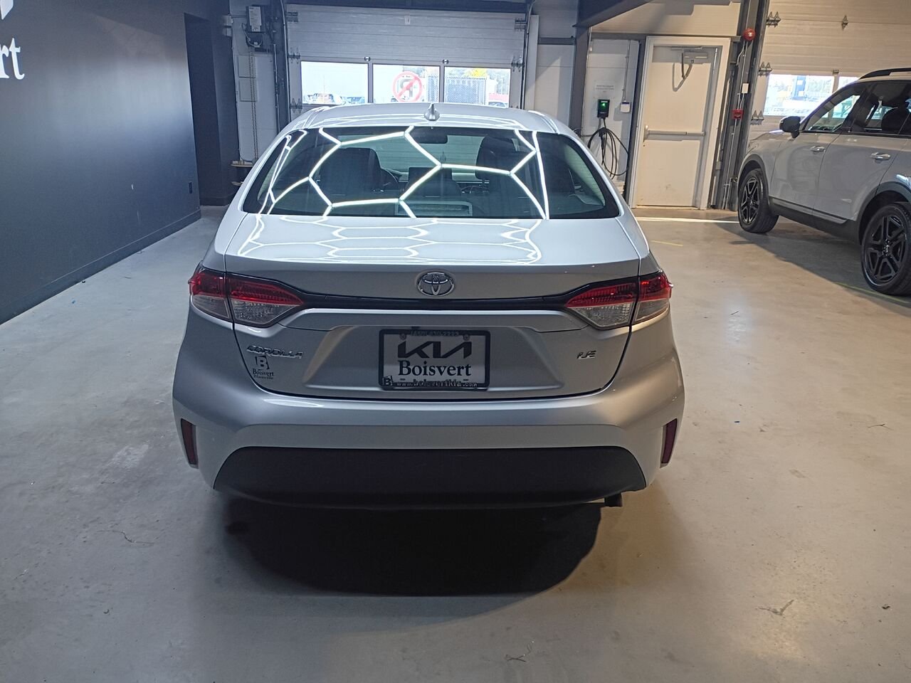 Toyota Corolla 2023 Argent Blainville - photo #6