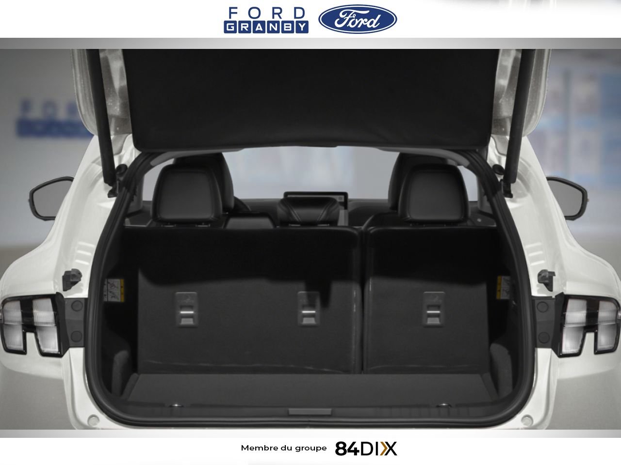 Ford Mustang Mach-E 2025 Blanc astral métallisé trois couches Granby - photo #11