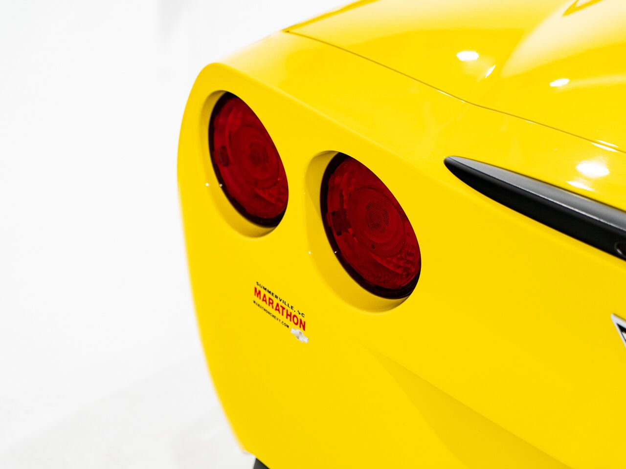 Chevrolet Corvette With only 900km (563mi) From new with window sticker 2008 Jaune Kirkland - photo #70