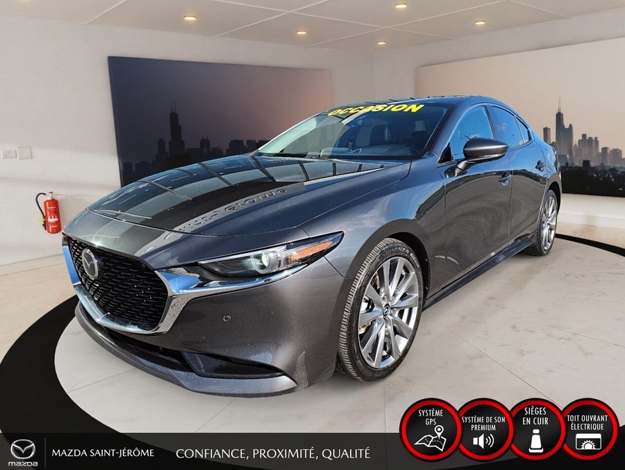 Mazda Mazda3 GT | AWD | TOIT OUVRANT | CUIR | TETE HAUTE | 2022 Gris